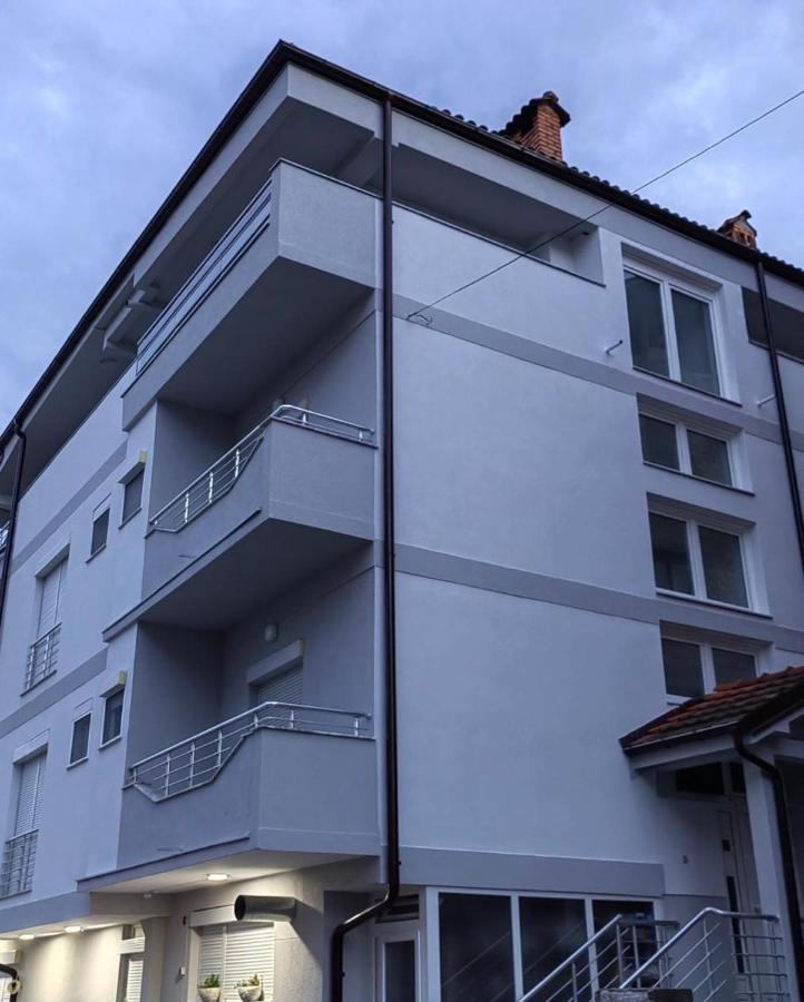 Vila Bolonja Struga Exteriör bild