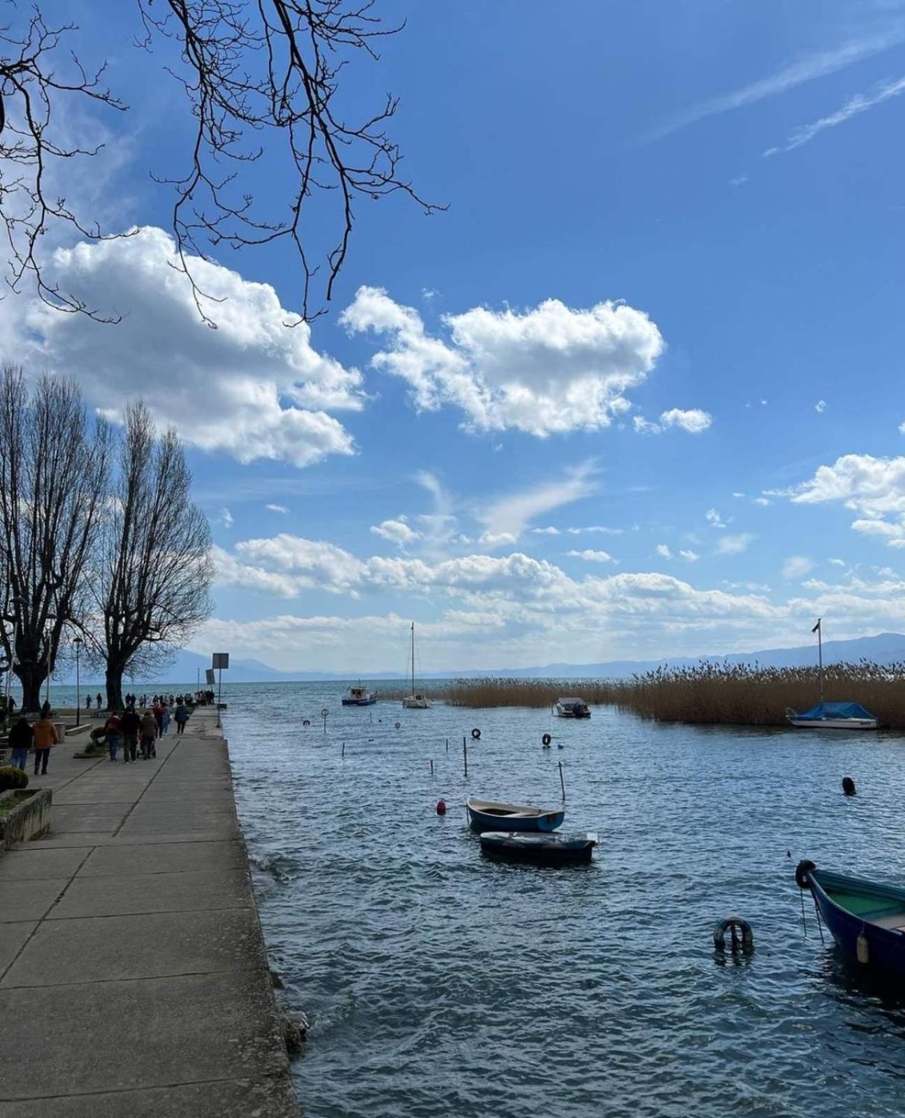 Vila Bolonja Struga Exteriör bild